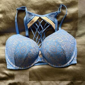 VICTORIA'S SECRET Blue Lace Strappy Racerback Boho Very Sexy Push Up Bra 36DD